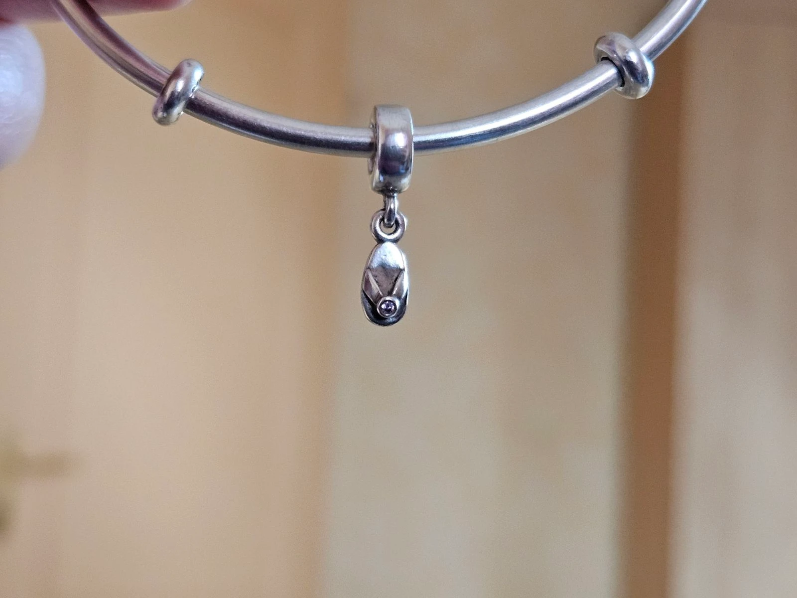 Pandora bedel sandaal slipper hanger